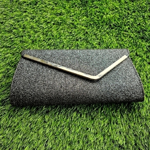 Payless womens clutch bag in silver and black prestine condition - Picture 1 of 7